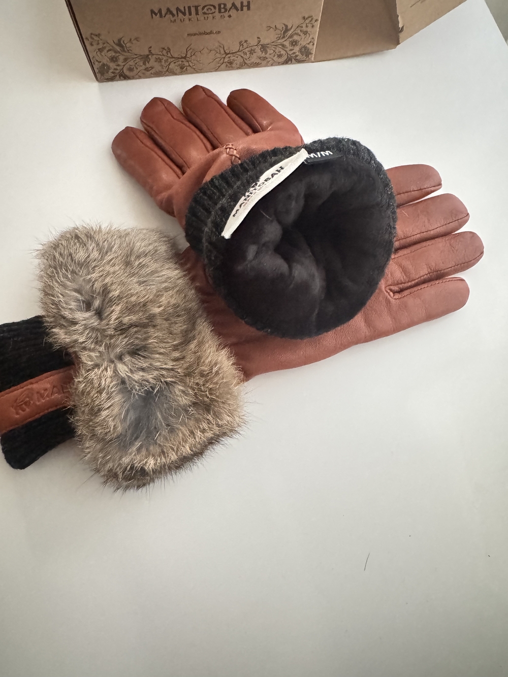 Leather Fur-Trim Gloves in Brown